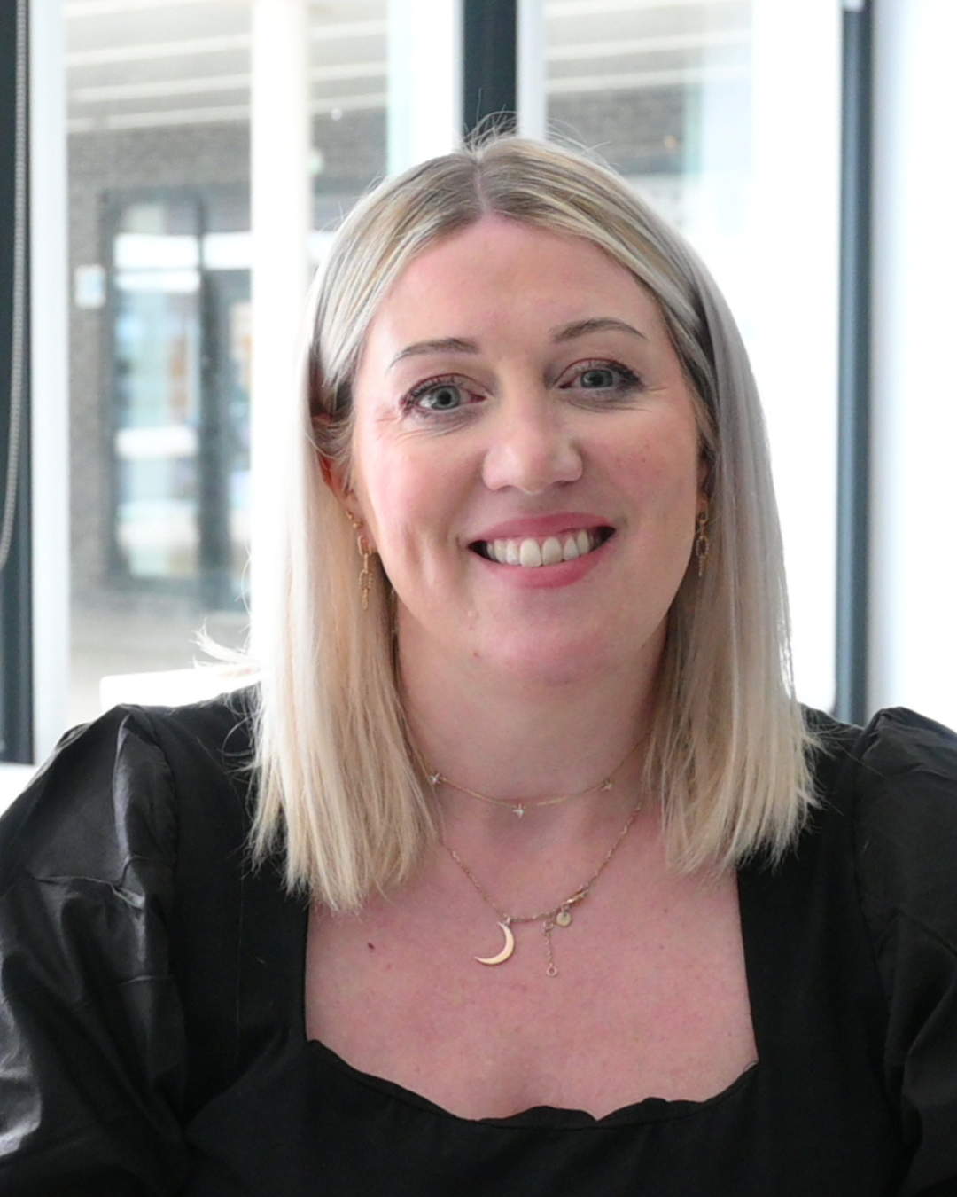 Mrs Shaw (Head Teacher) Head Shot Jillian Shaw